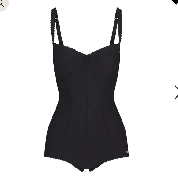 SKIMS D&G Dolce&Gabbana Onyx Black Bodysuit
Size L NWT!! - Picture 2 of 11